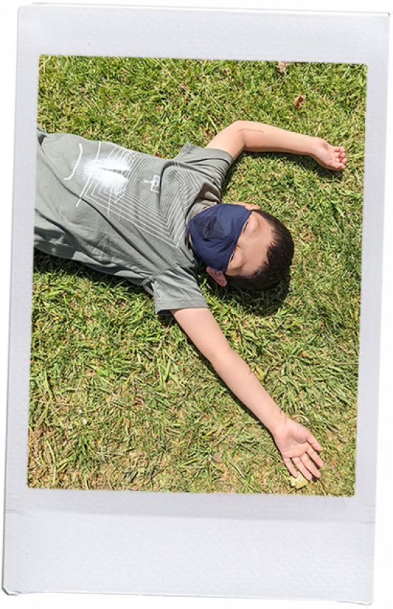 photo_-student-on-grass